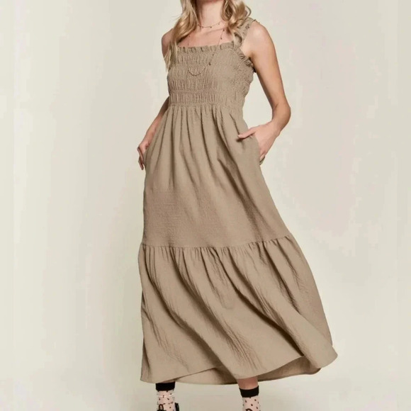 NEW J.NNA Taupe Smocked Sleeveless Midi Dress - Picture 1 of 1